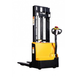 Gerbeur automoteur 1,5T 4M...